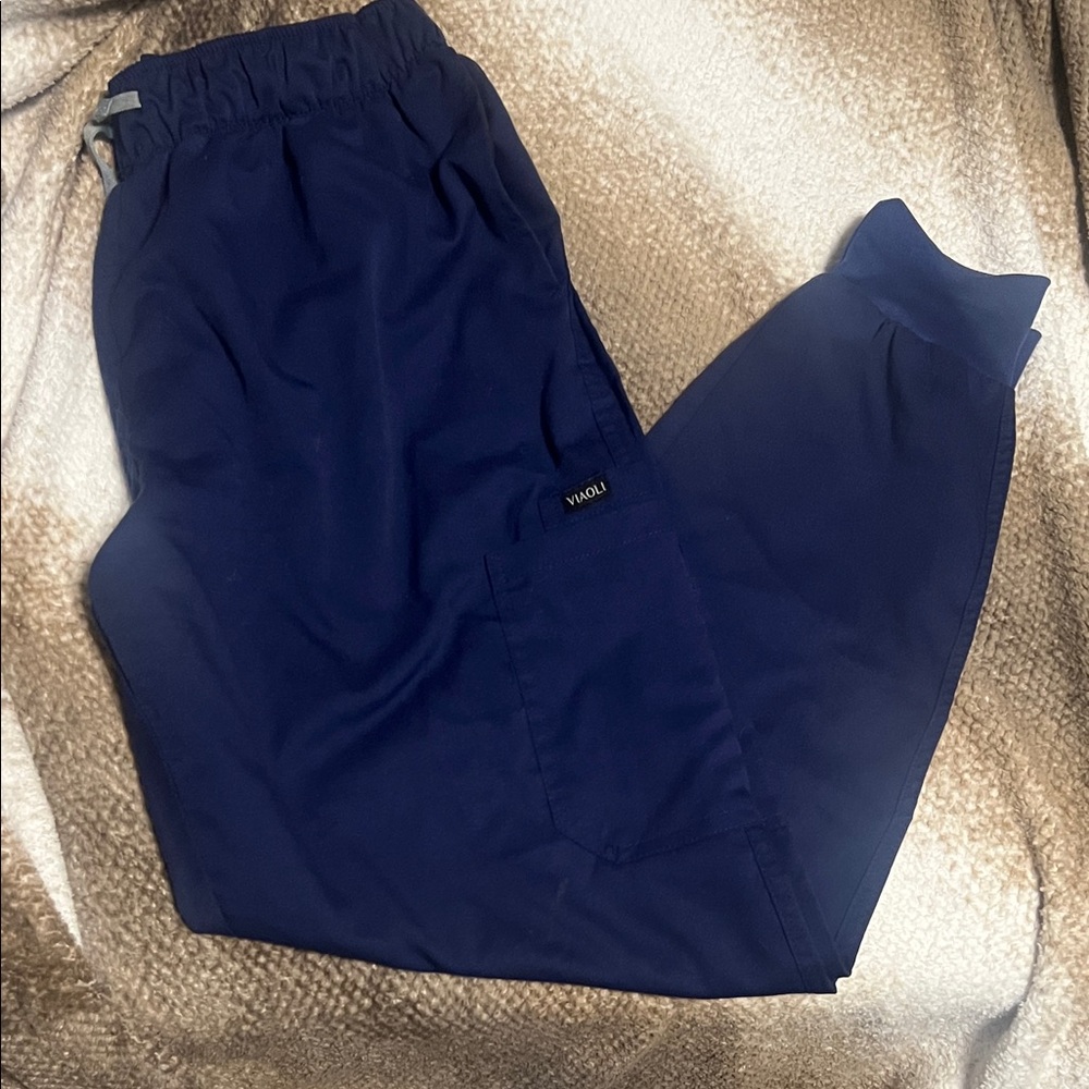 Blue scrub joggers